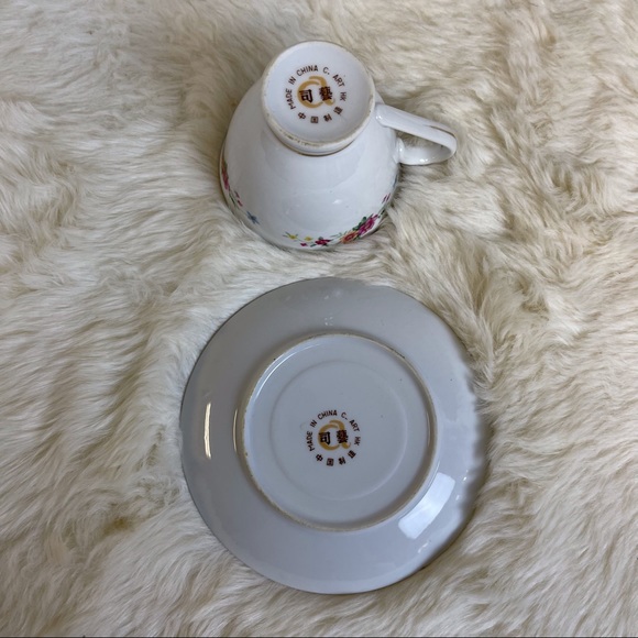 Vintage C. Art HK Teacup & Saucer - Picture 4 of 4
